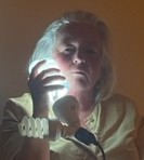 Tevreden cliënt Moniek na TZLA-therapie sessies